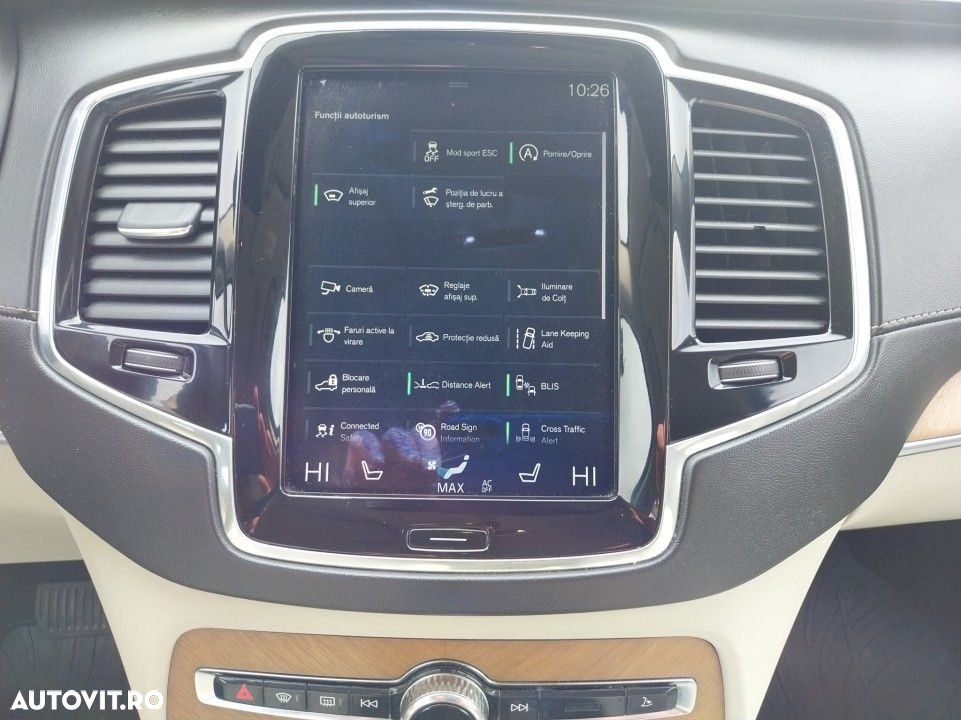 Volvo XC 90 - 16