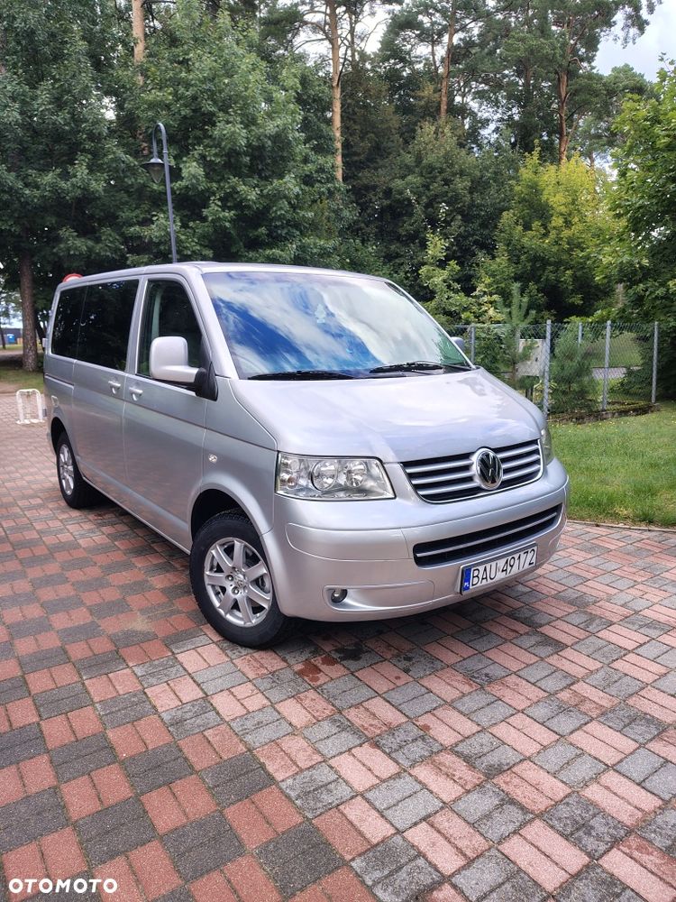 Volkswagen Caravelle - 2