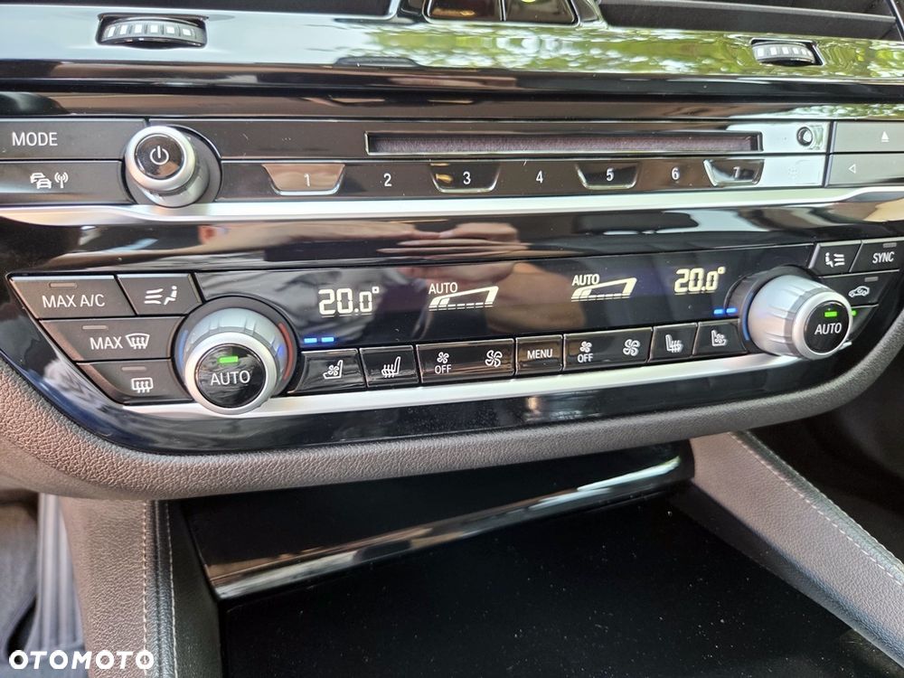 BMW Seria 5 - 30