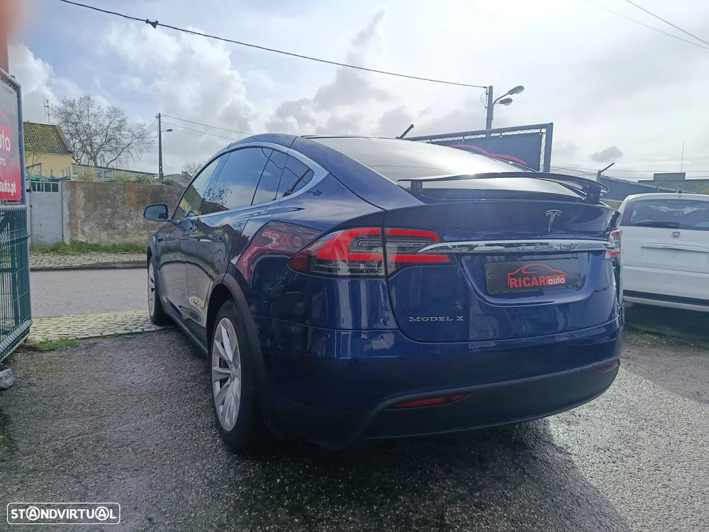 Tesla Model X 100 kWh Long Range AWD - 36