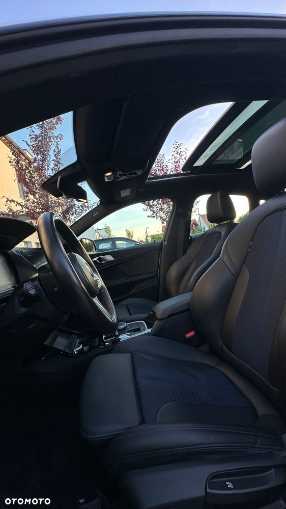 BMW Seria 2 218i GT M Sport - 12