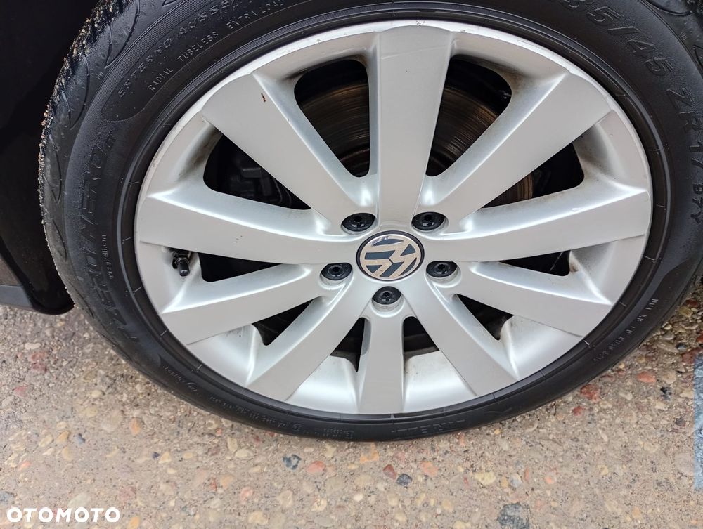 Volkswagen Passat 2.0 TDI 4Motion Highline - 30