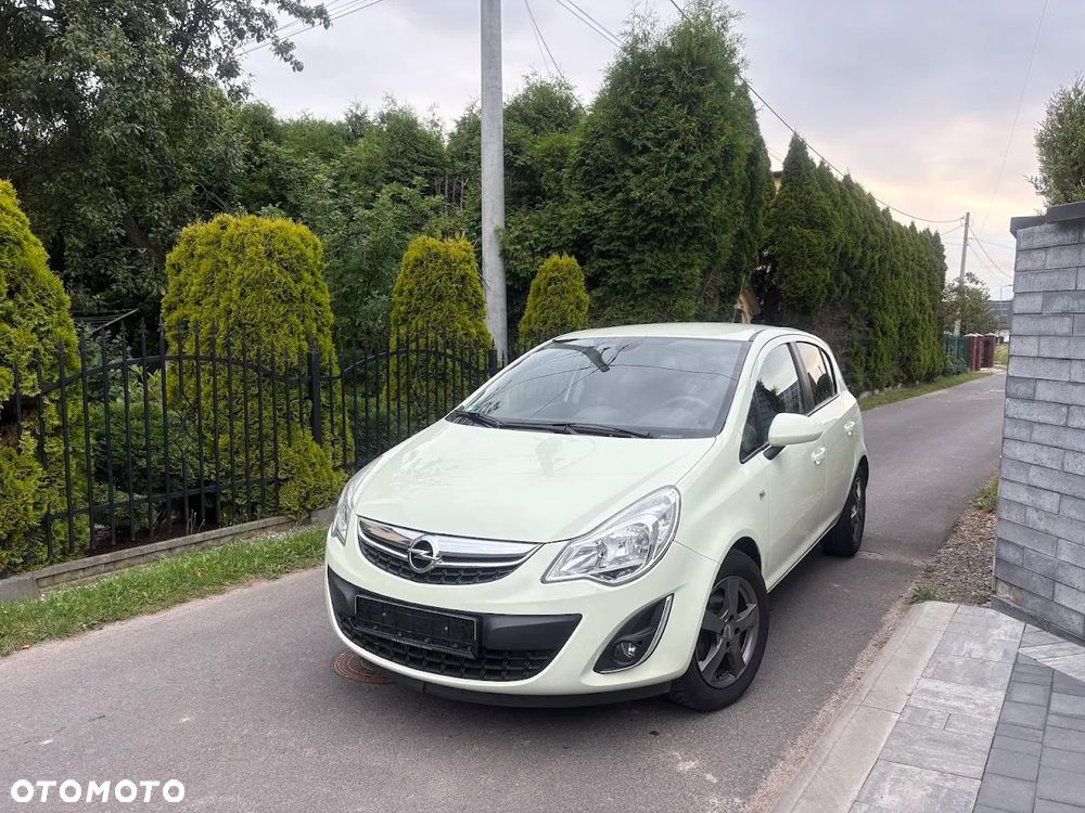 Opel Corsa 1.4 T Color Edition S&S - 4
