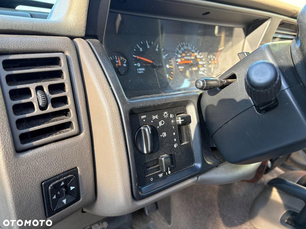 Jeep Grand Cherokee 5.2 Limited - 14