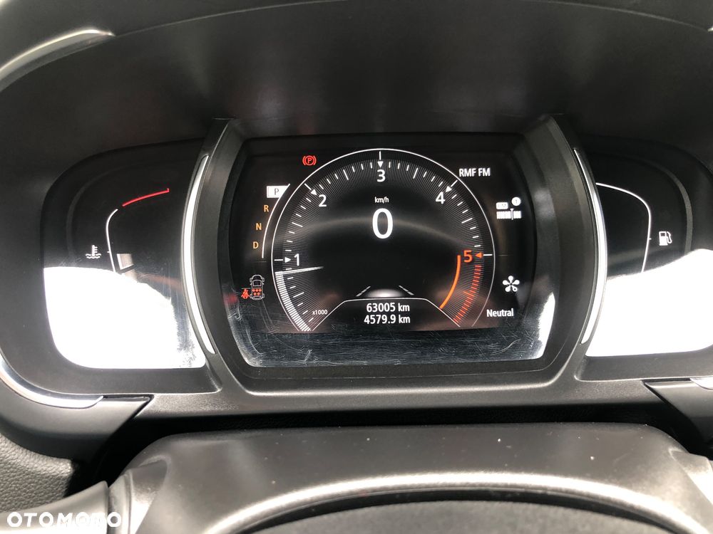 Renault Scenic - 23