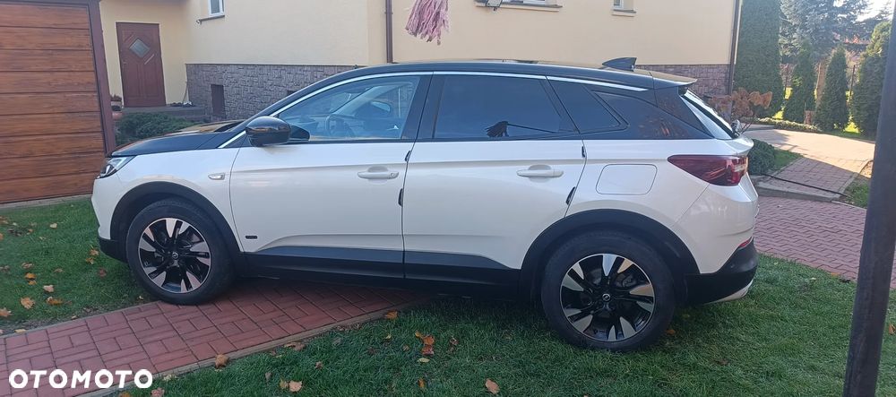 Opel Grandland X 1.6 T PHEV 4x4 Ultimate - 2