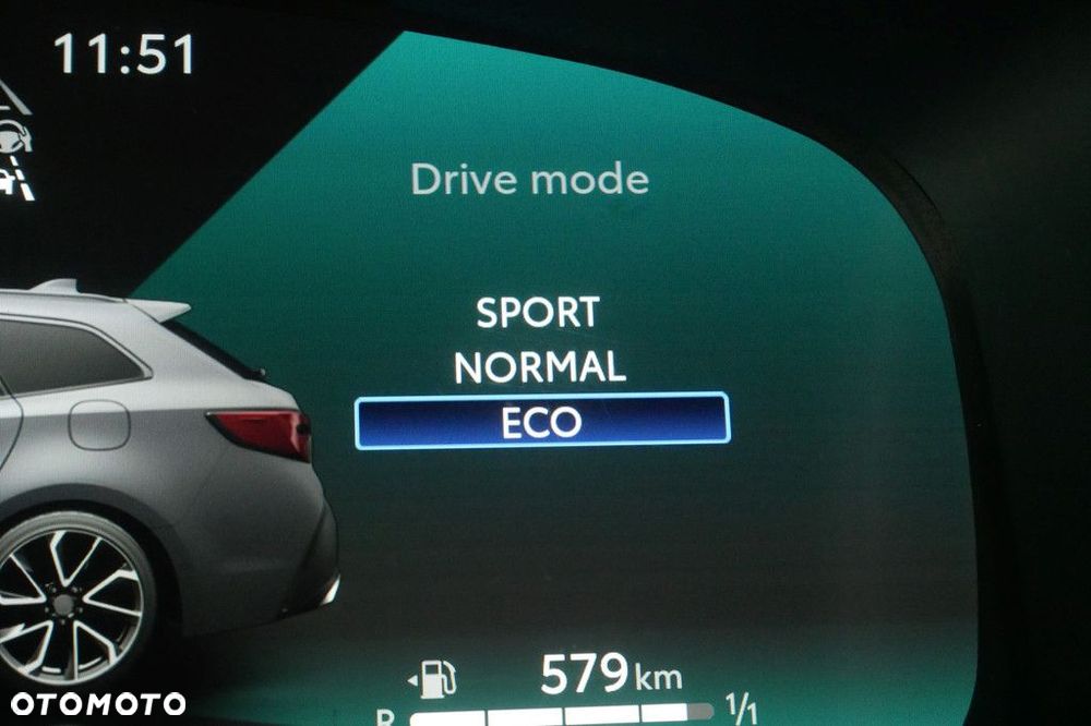 Toyota Corolla 1.8 Hybrid Comfort - 23