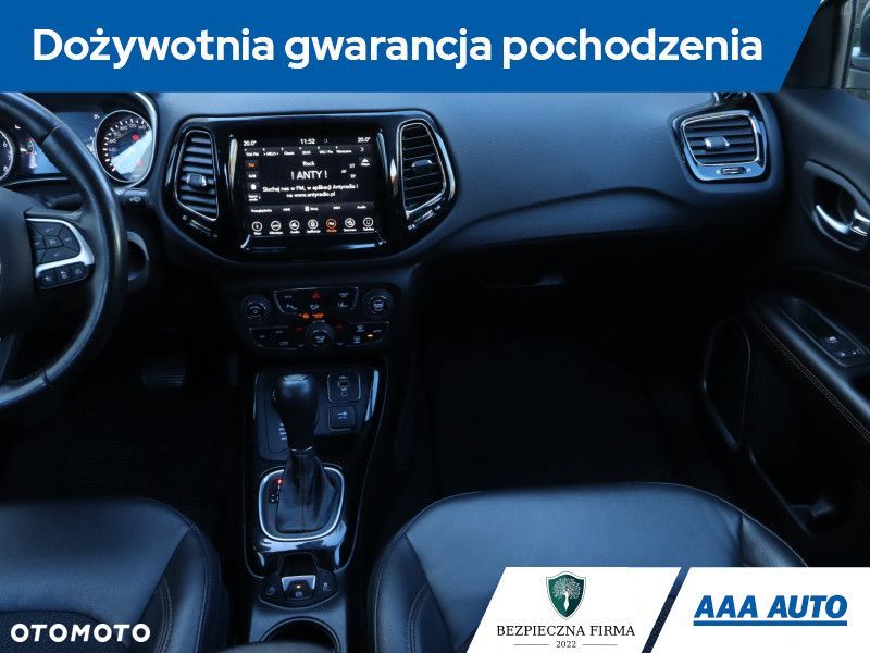 Jeep Compass - 10
