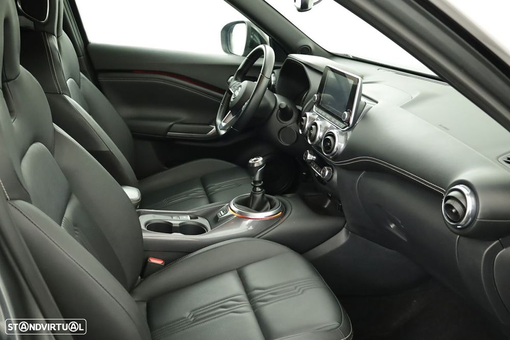 Nissan Juke 1.0 DIG-T Tekna - 21