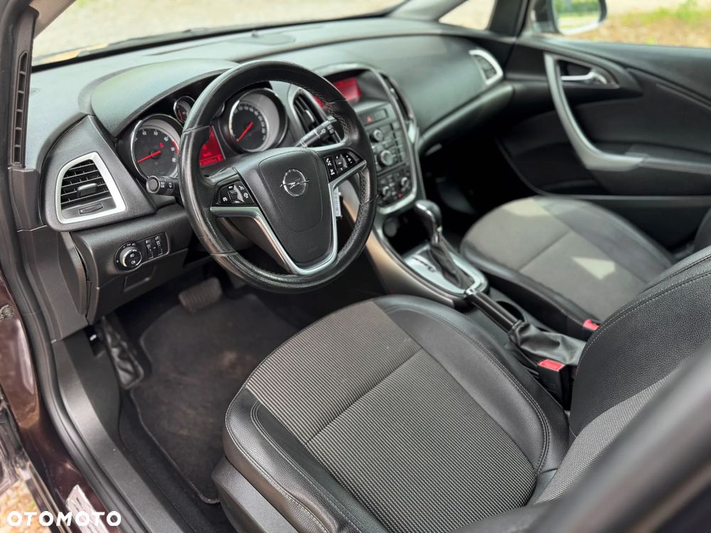 Opel Astra 1.6 Cosmo EU6 - 23