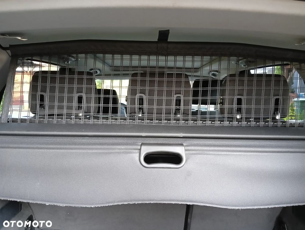 BMW Seria 3 320i - 25