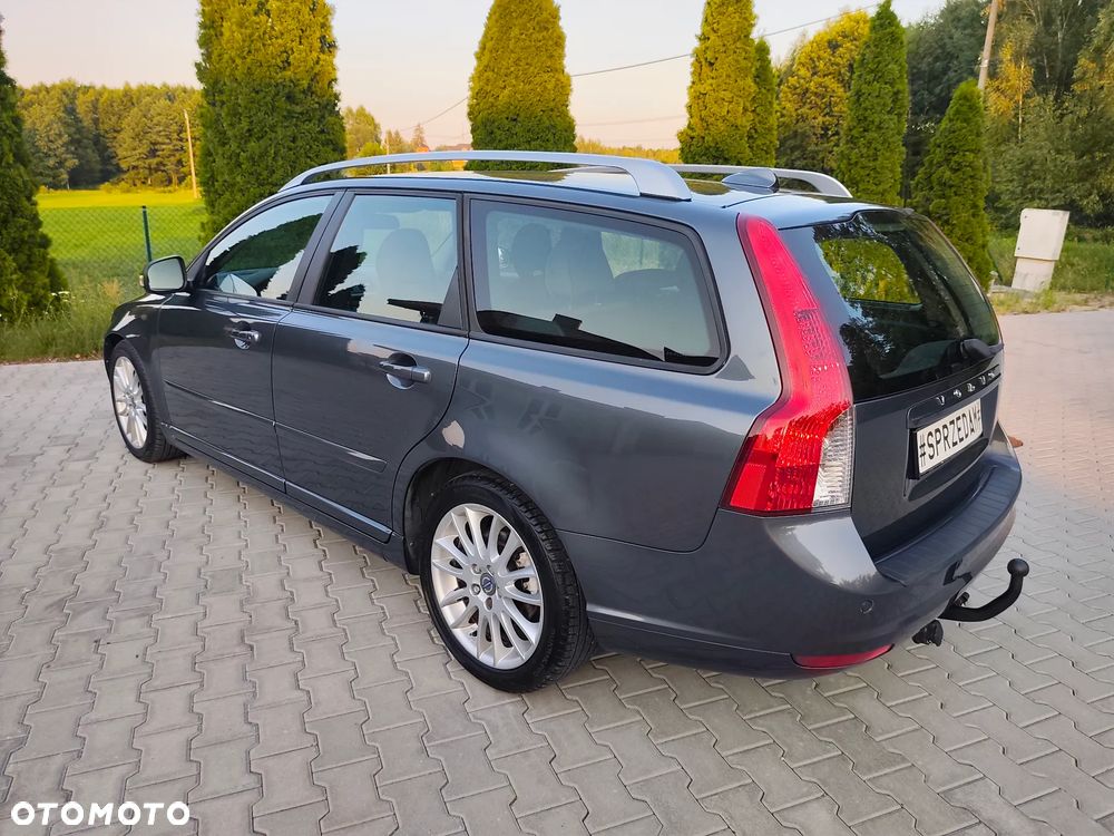 Volvo V50 DPF D2 Business Edition - 4