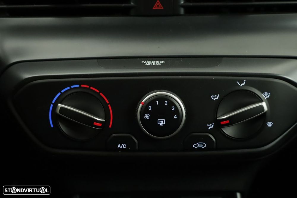 Hyundai Bayon - 12