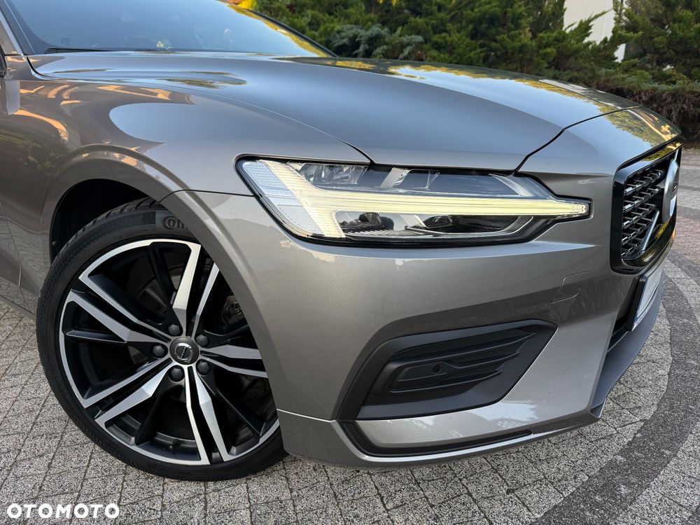Volvo V60 B3 B DKG Momentum Pro - 21