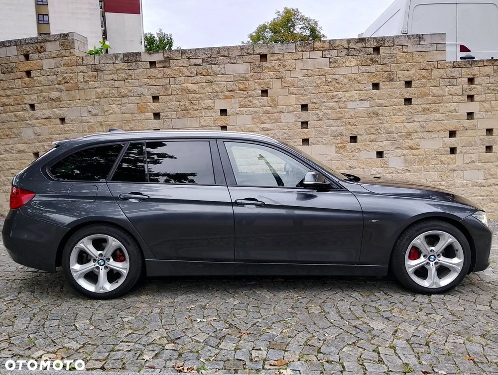 BMW Seria 3 2013 photo 2