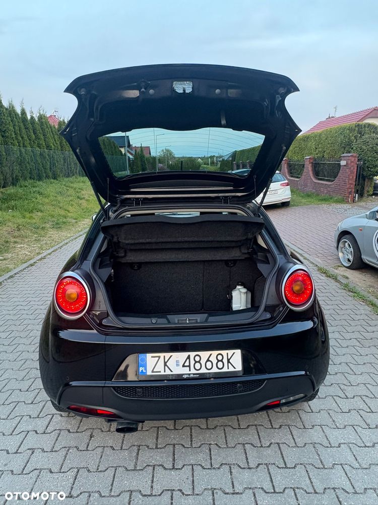 Alfa Romeo Mito 1.6 JTDM Turismo - 8