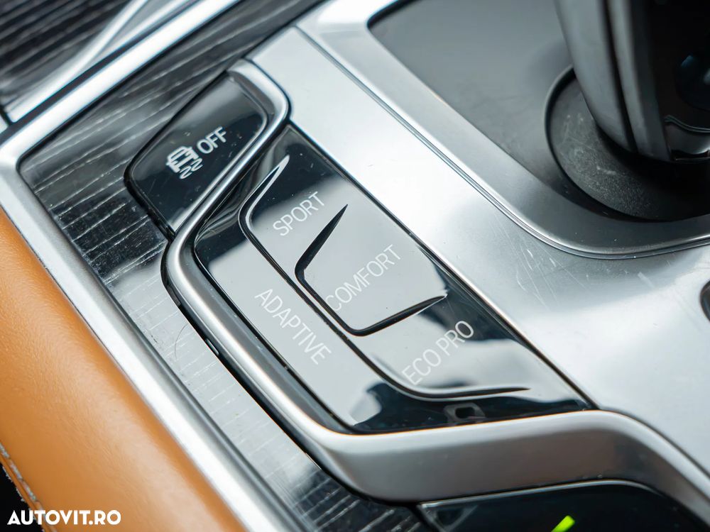 BMW Seria 7 730d xDrive - 37