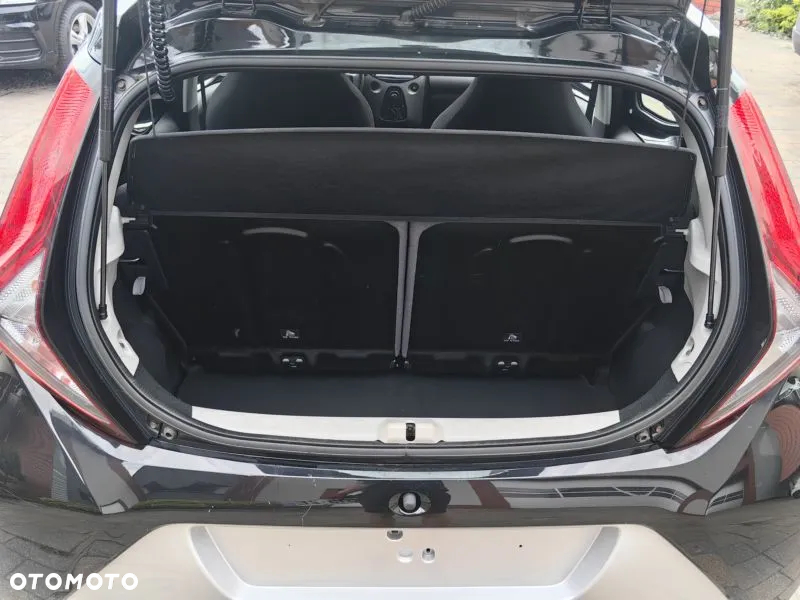 Toyota Aygo x.shift x-play connect - 20