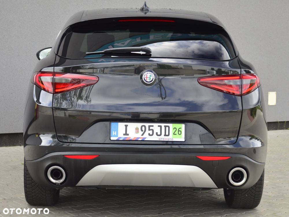 Alfa Romeo Stelvio 2.0 Turbo 16V AT8-Q4 Lusso Ti - 21