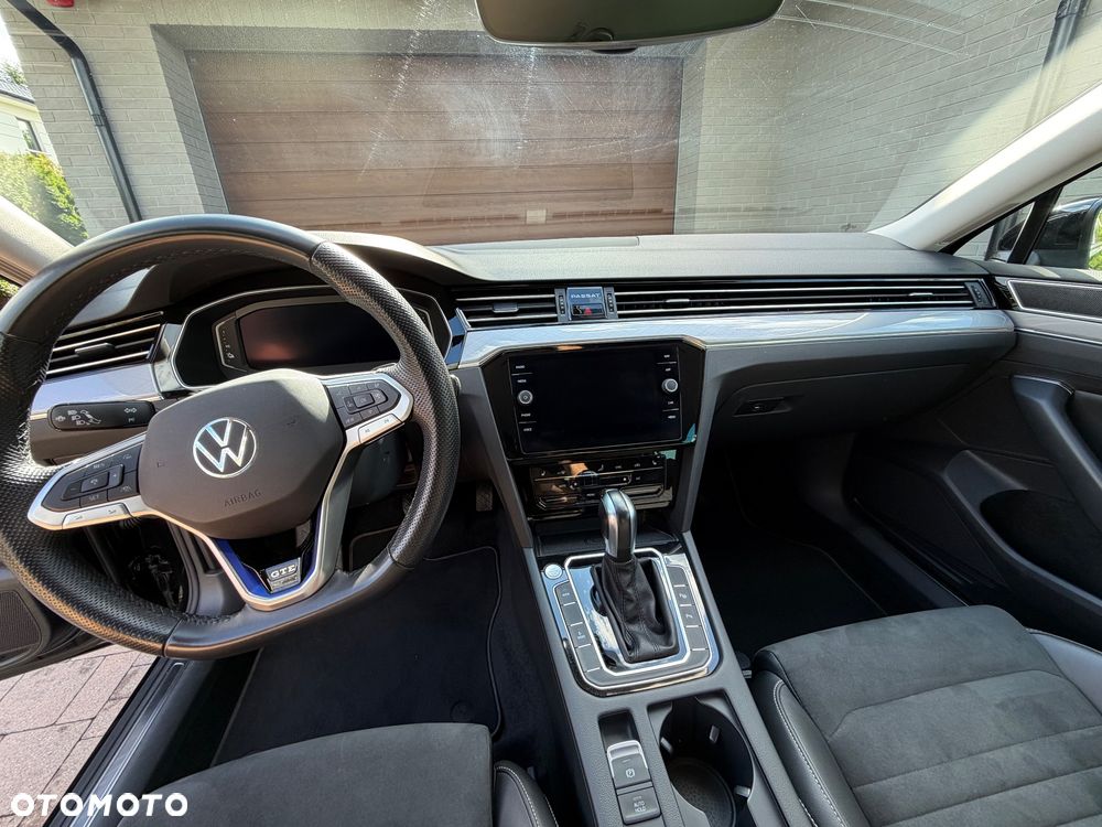 Volkswagen Passat 1.4 TSI Plug-In Hybrid GTE DSG - 11