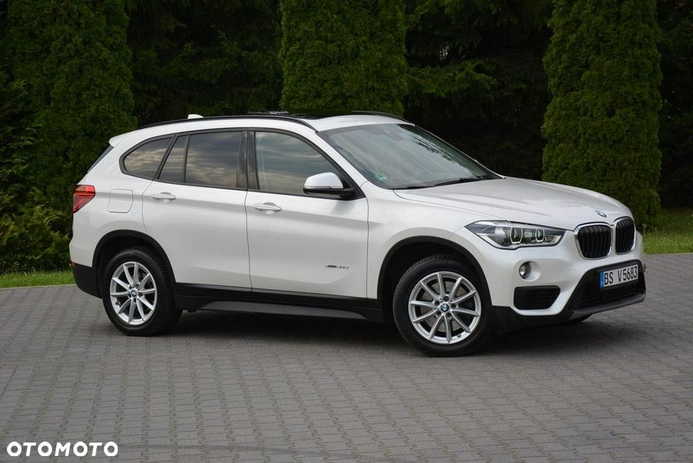 BMW X1 xDrive20d Advantage - 10
