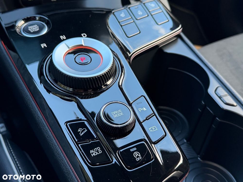 Kia Sportage 1.6 T-GDI HEV Business Line 2WD - 4