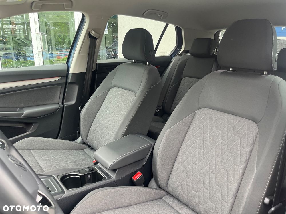 Volkswagen Golf 1.5 eTSI mHEV Life Plus DSG - 19