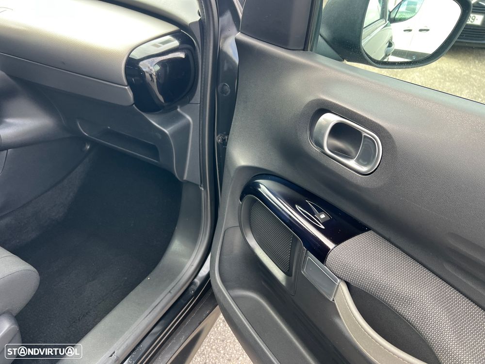 Citroën C4 Cactus 1.2 PureTech Shine - 26