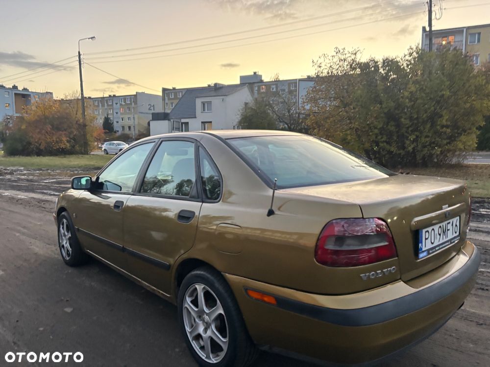 Volvo S40 2000 photo 3