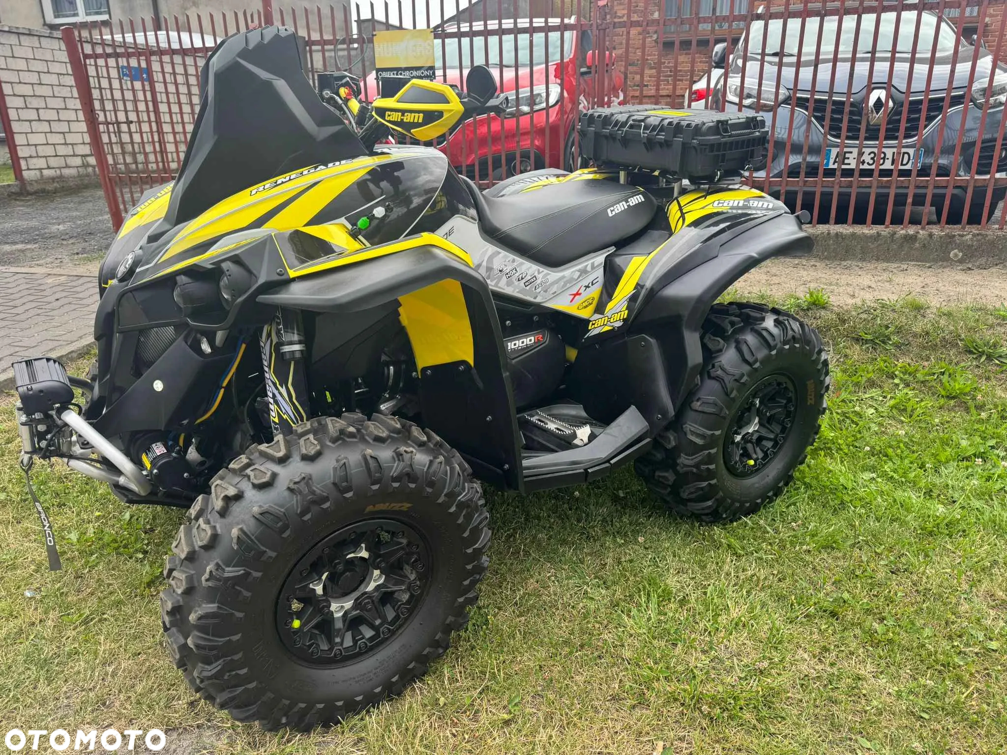 Can-Am Renegade - 6