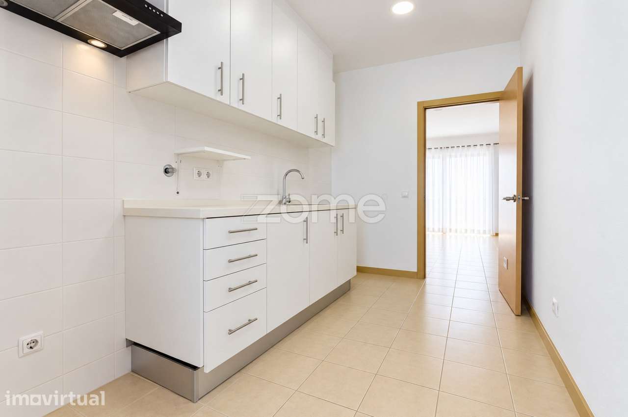 Apartamento T3 com Varanda nos Arrifes - Grande imagem: 2/21