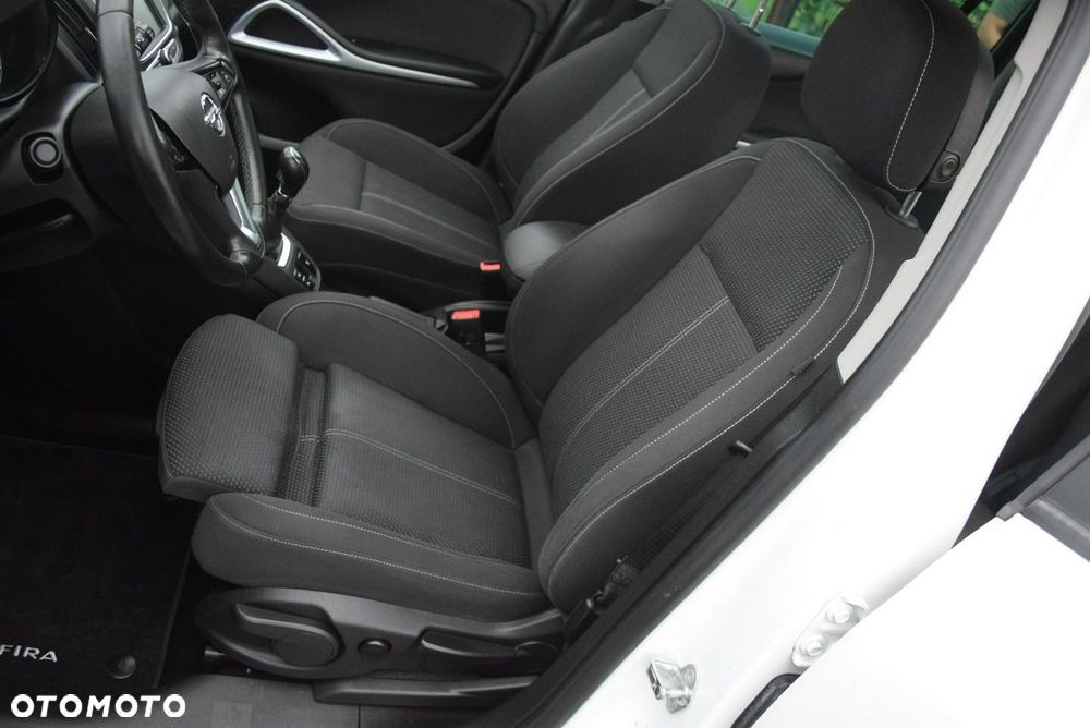 Opel Zafira 1.4 Turbo (ecoFLEX) Start/Stop ON - 35