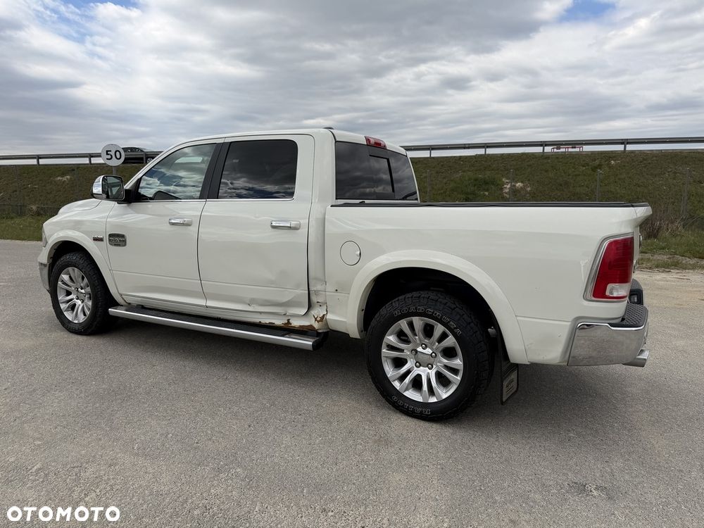 RAM 1500 5.7 Crew Cab Shortbed Limited Black - 14