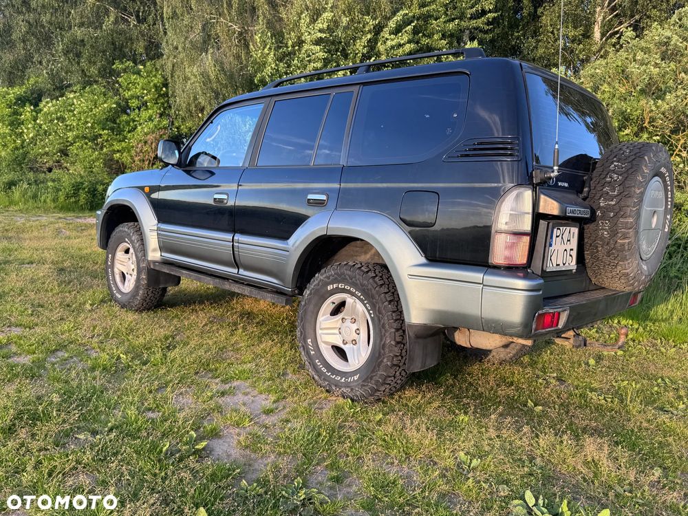 Toyota Land Cruiser - 9