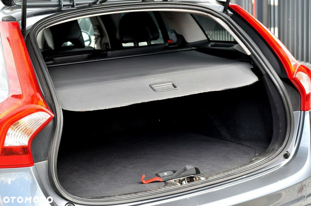 Volvo V60 D2 Momentum - 17