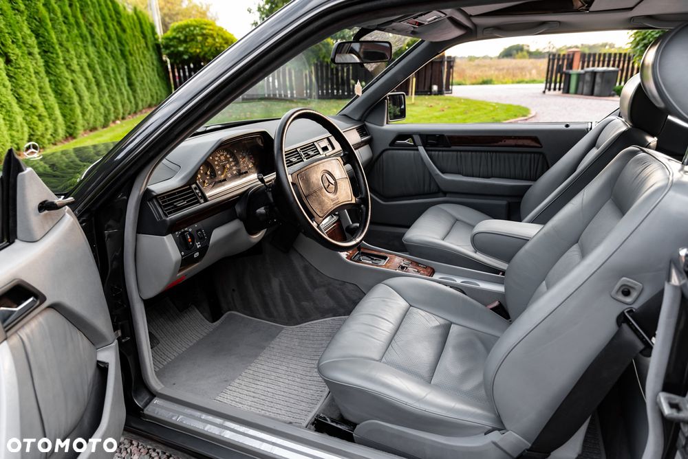 Mercedes-Benz W124 (1984-1993) - 17