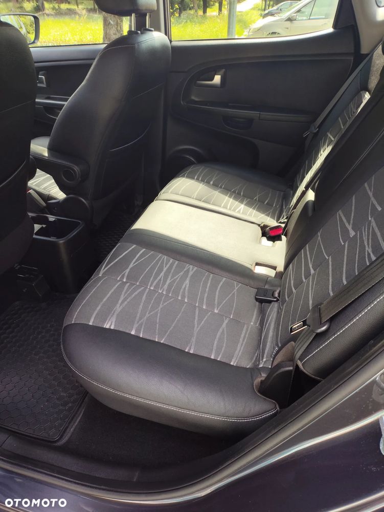 Kia Venga 1.4 Business Line - 20
