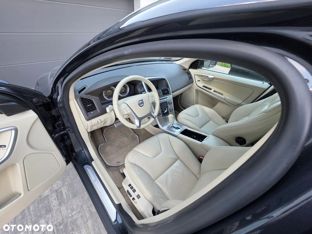 Volvo XC 60 - 21