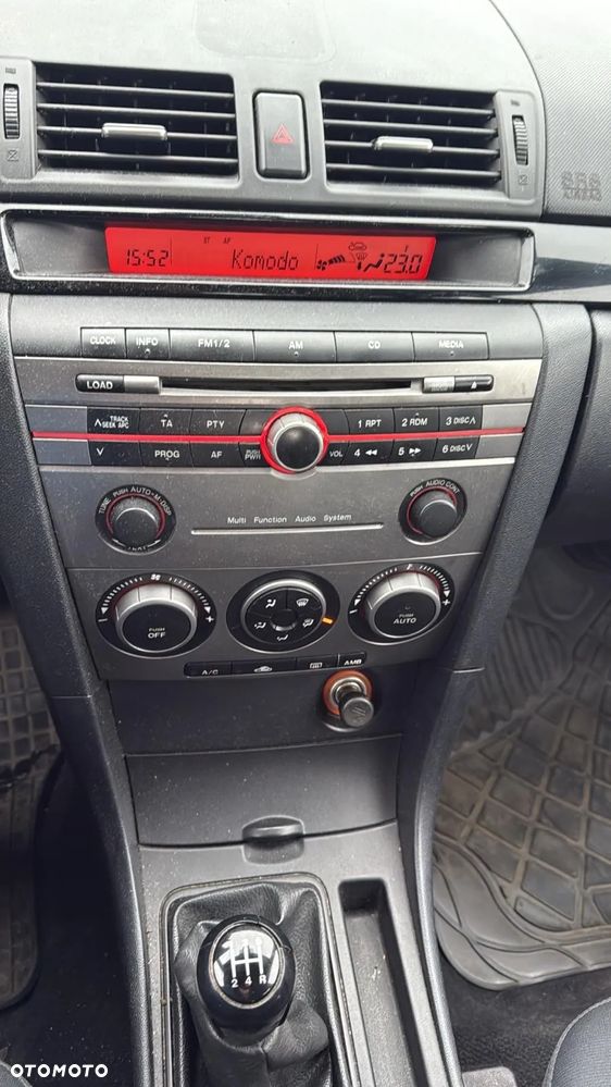 Mazda 3 1.6 Comfort - 21