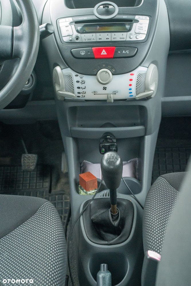 Toyota Aygo - 12