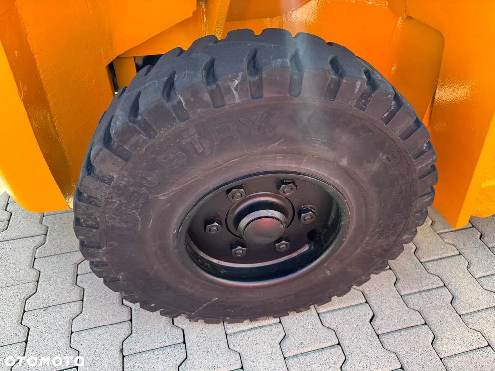 Hyster Yale GLP70 udzwig 7000 kg /Pozycjoner + przesuw /Kabina pełna / - 18