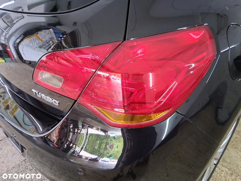 Opel Astra 1.4 Turbo - 24
