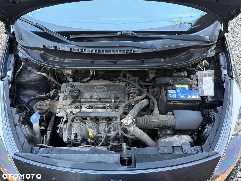 Kia Rio 1.2 M - 9