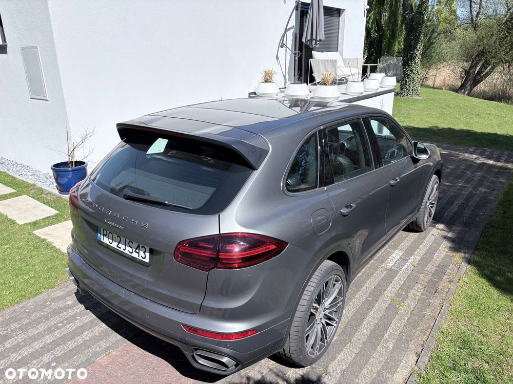 Porsche Cayenne Platinum Edition - 28