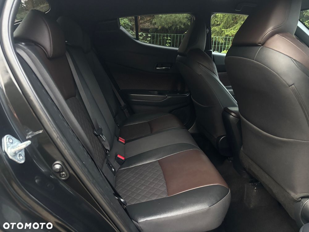 Toyota C-HR Business-Edition - 21