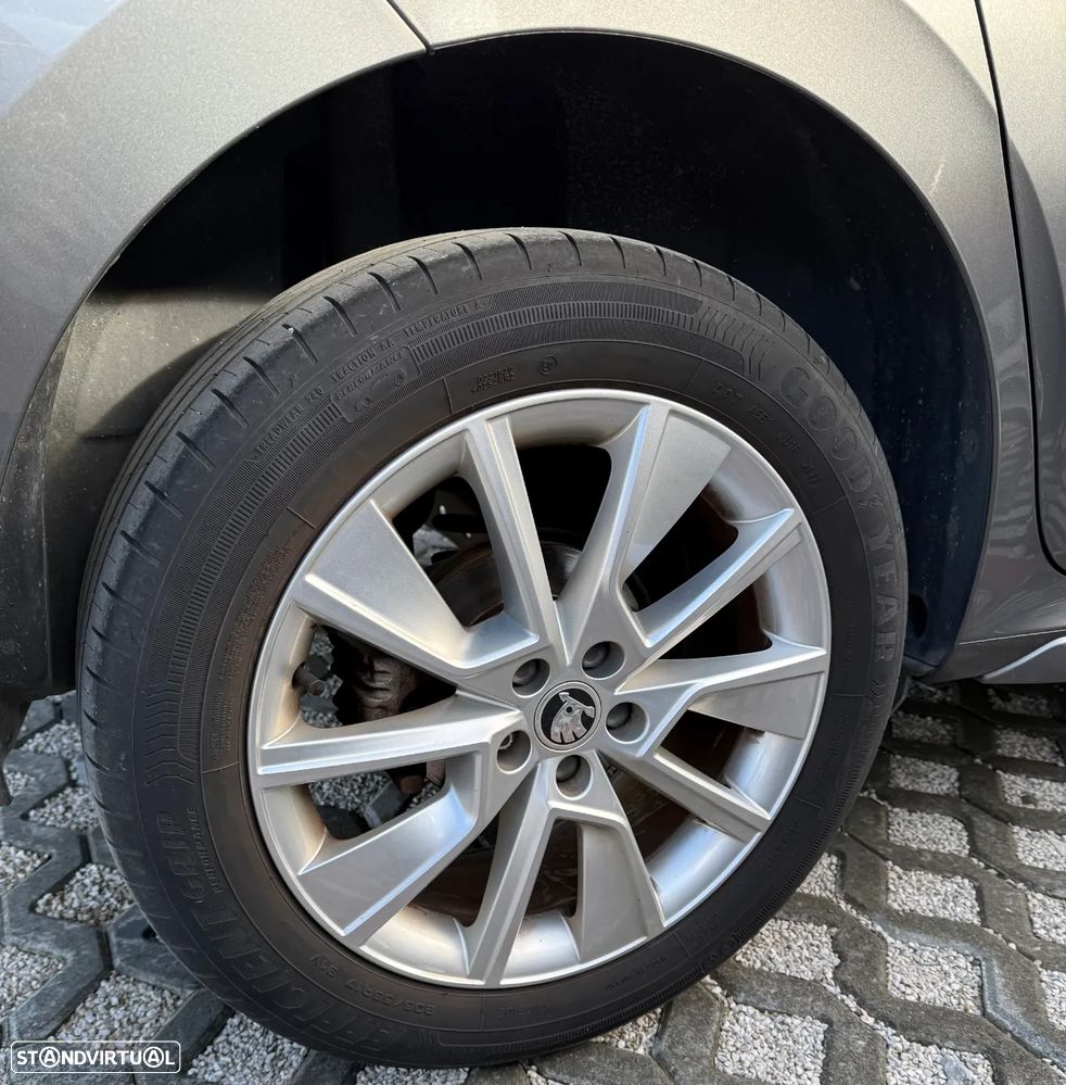 Skoda Kamiq 1.0 TSI Style - 11