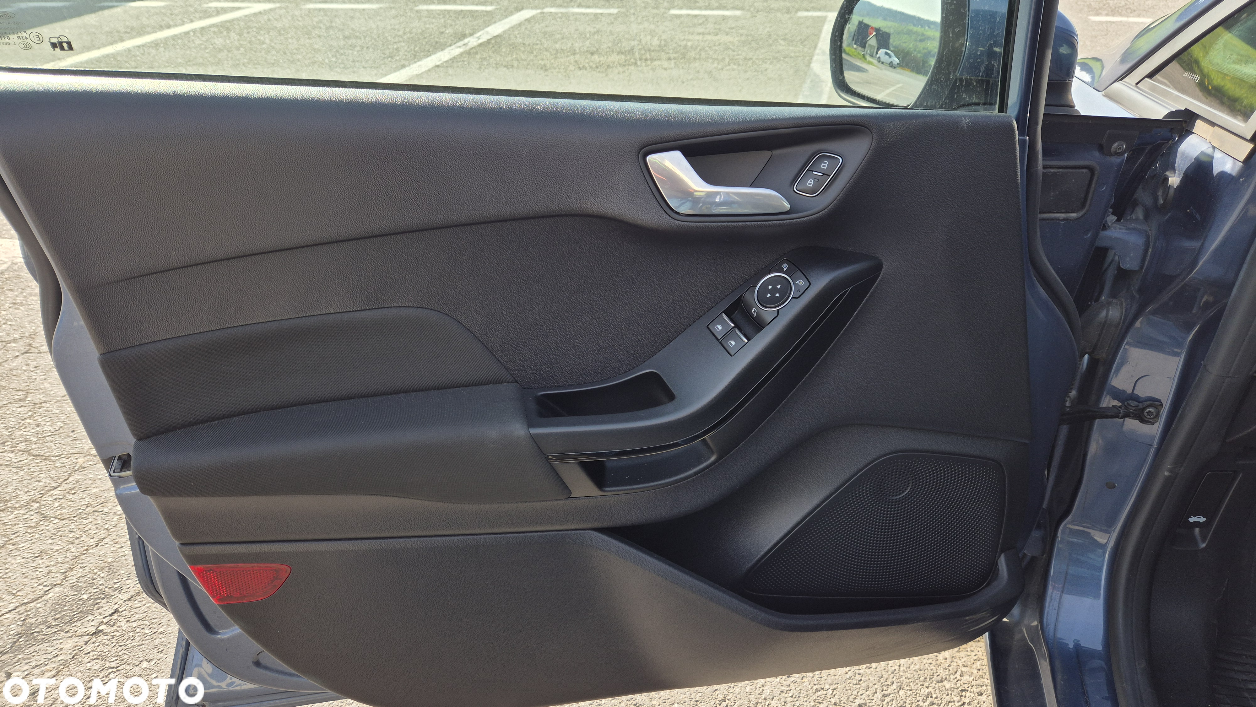 Ford Fiesta 1.1 S&S COOL&CONNECT - 9
