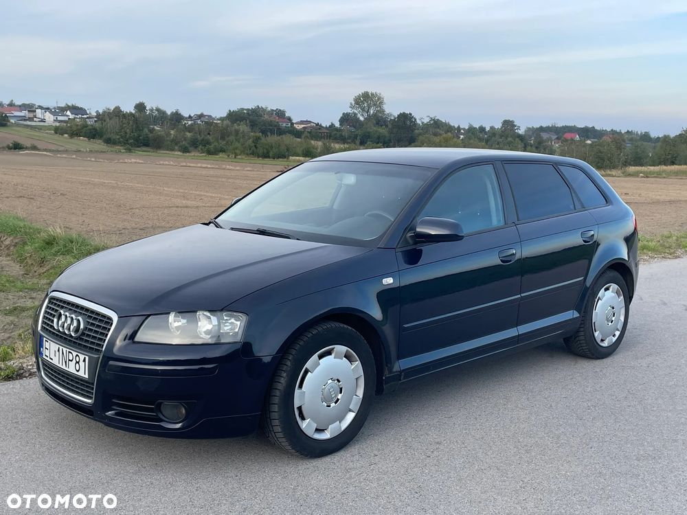 Audi A3 Sportback 1.6 Ambiente - 1