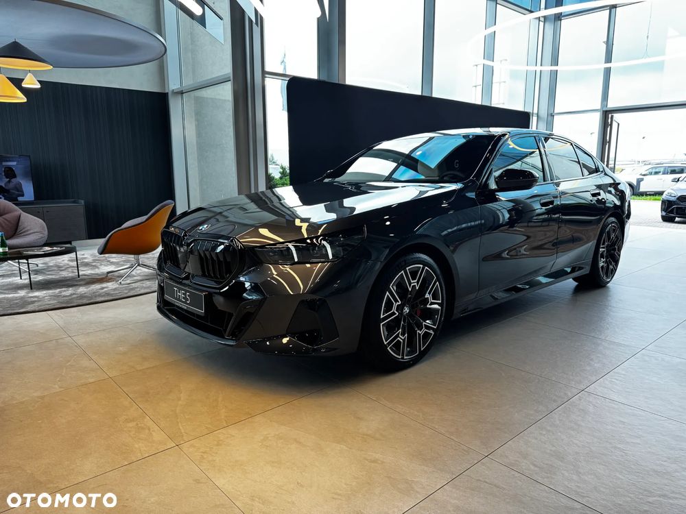 BMW Seria 5 520d xDrive mHEV M Sport Edition - 3