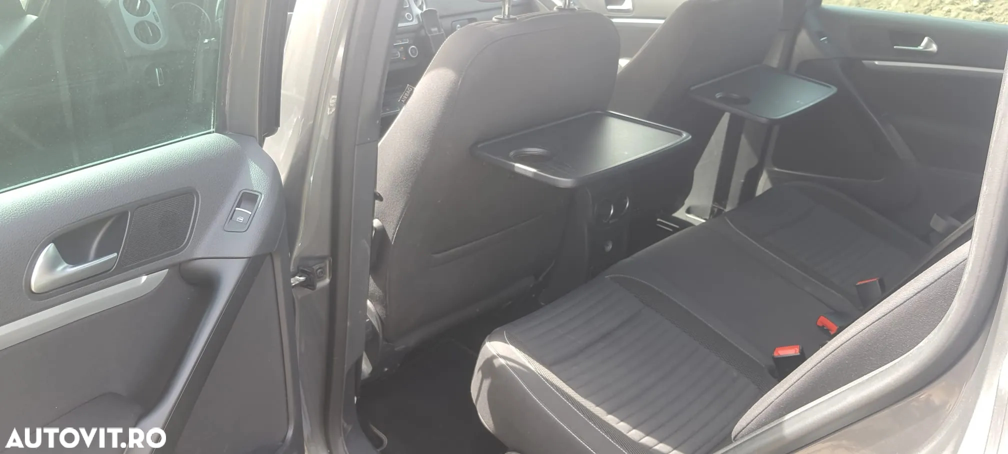 Volkswagen Tiguan - 12